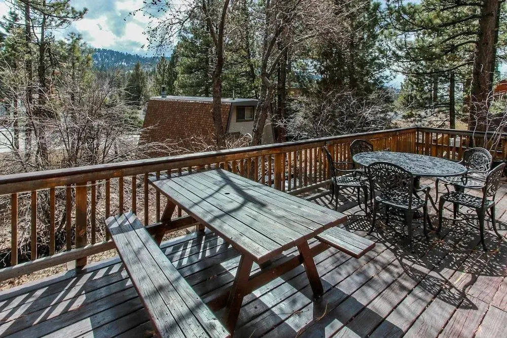 Bear Hug Hideaway