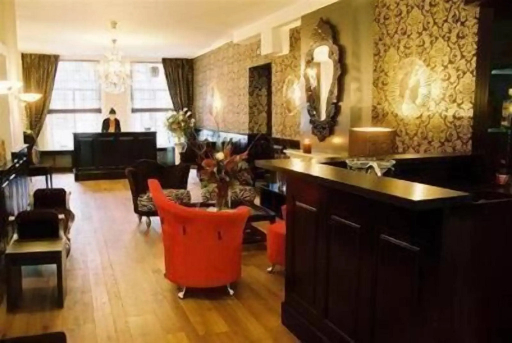 Hotel Blyss