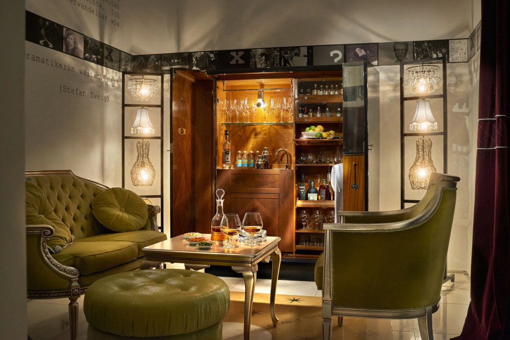 House of Time - Fancy Suite Vienna