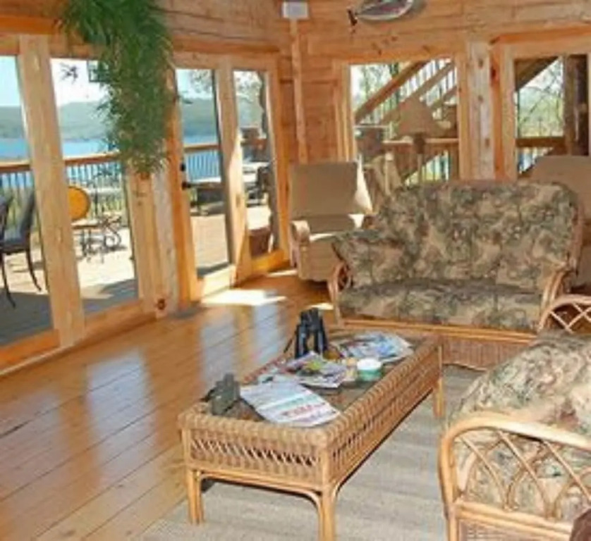White River Lodge Bed and Breakfast