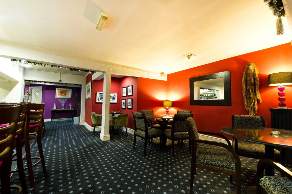 Holt Lodge Hotel