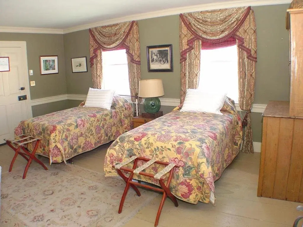 Windsor House Inn