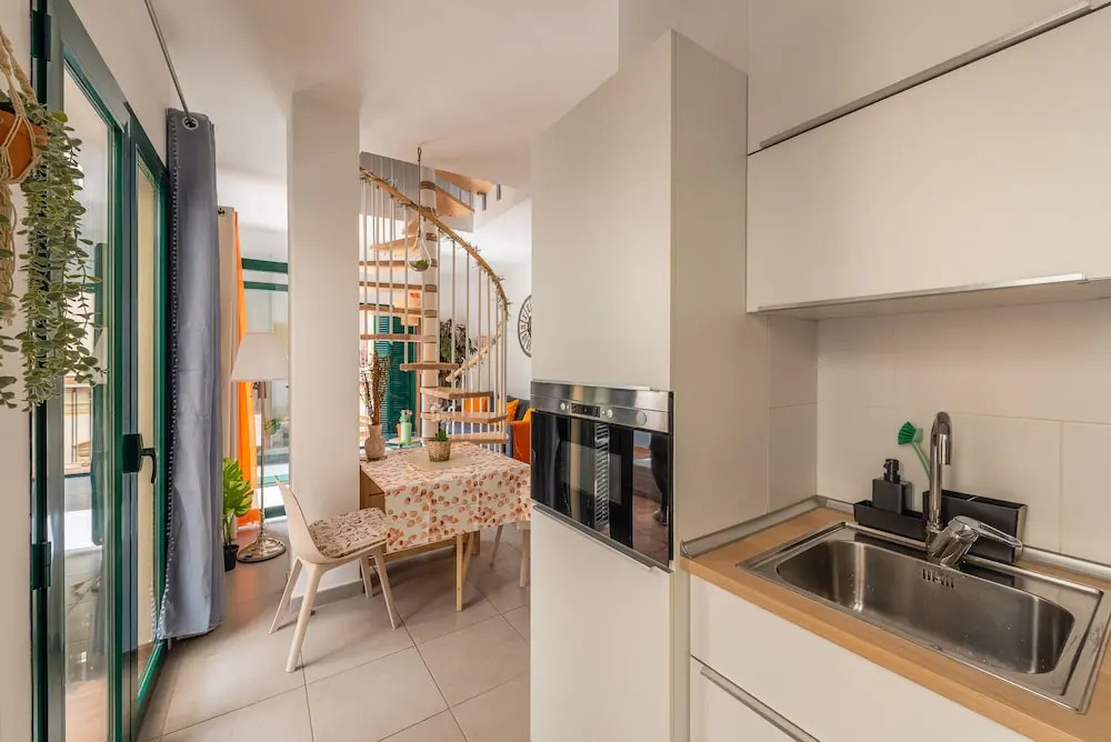 SkySea Holidays CITY CENTER SUITES