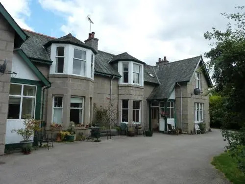 Crannach House bed and breakfast and self catering apartments