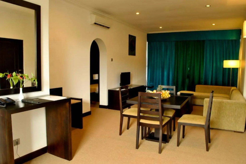 Peacock Beach Resort- Hambantota