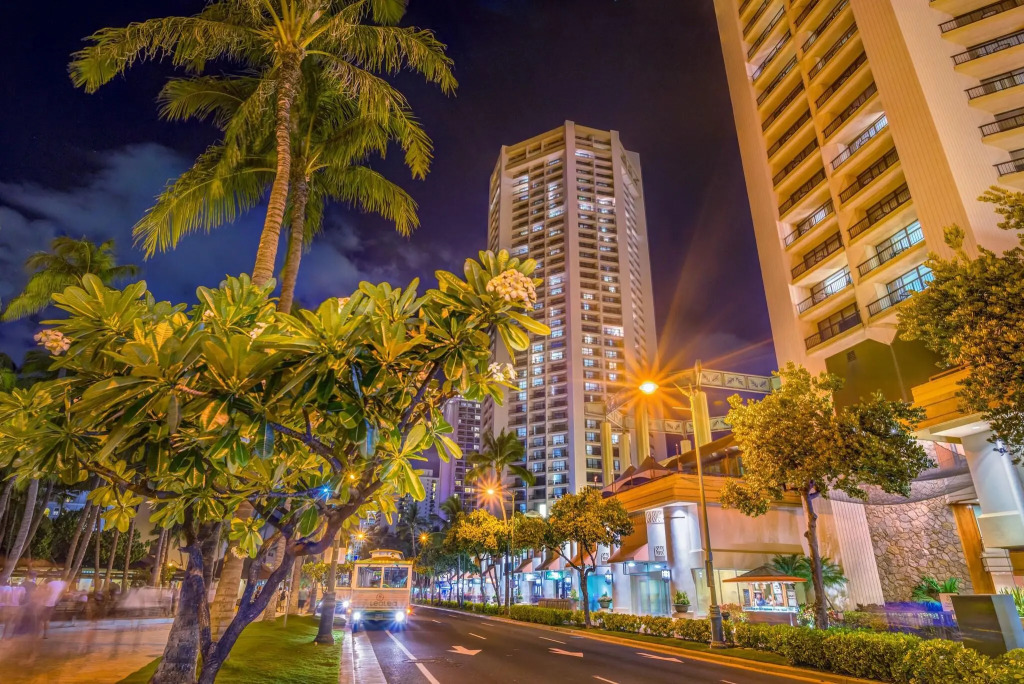 Hyatt Regency Waikiki Beach Resort & Spa