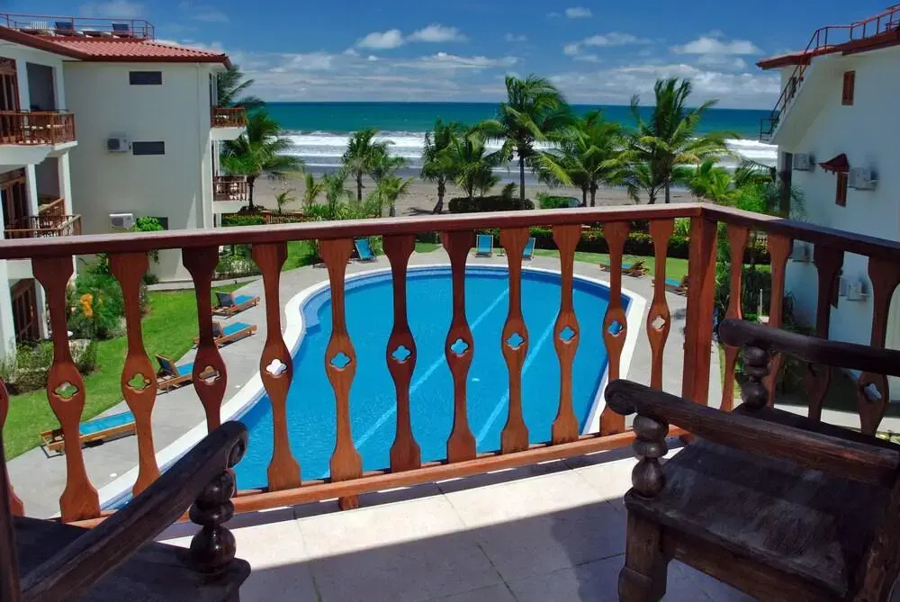 Bahia Azul 2A beachfront, Jaco Beach, 1st floor