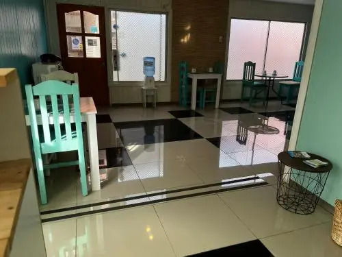 Hostal Avenue