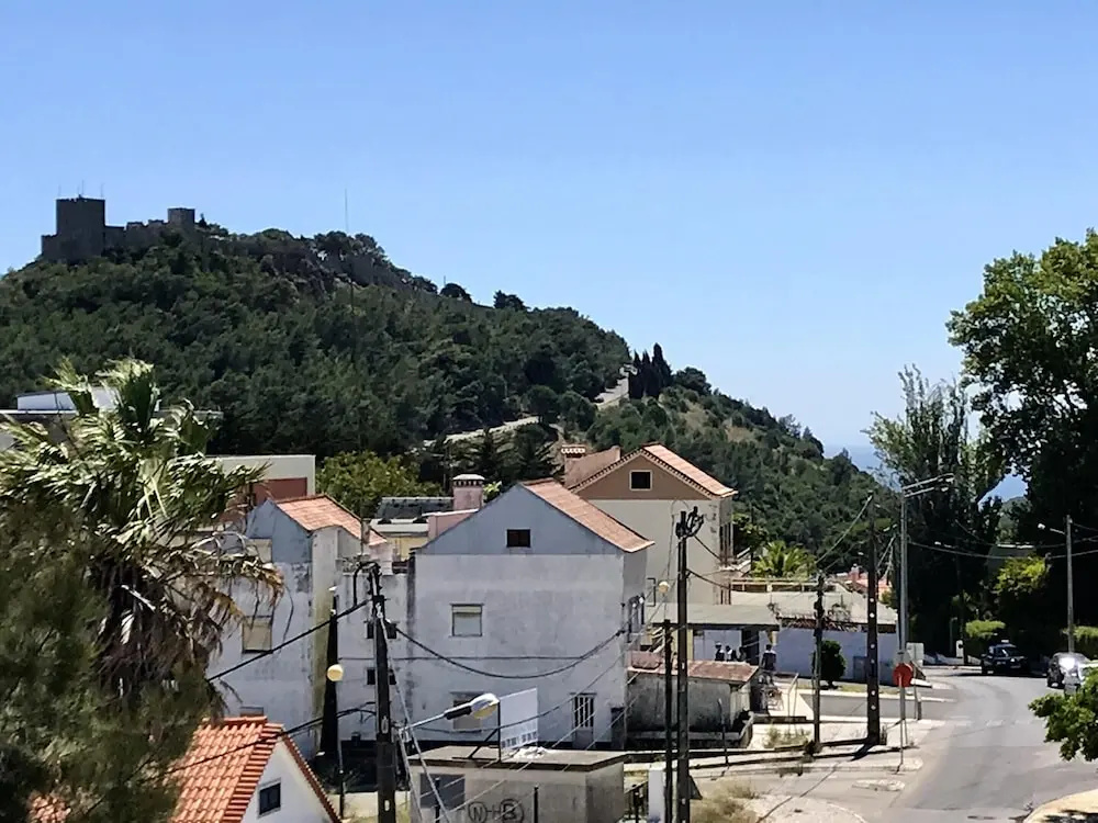 Apartment With 2 Bedrooms in Sesimbra , With Wonderful Mountain View, Furnished Terrace and Wifi - 2 km From the Beach