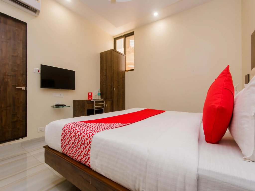 Hotel Royce Executive Near US Consulate, Bandra Kurla Complex