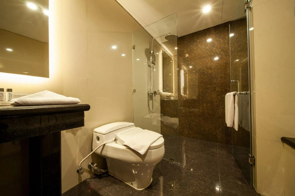 Avenzel Hotel & Convention Cibubur