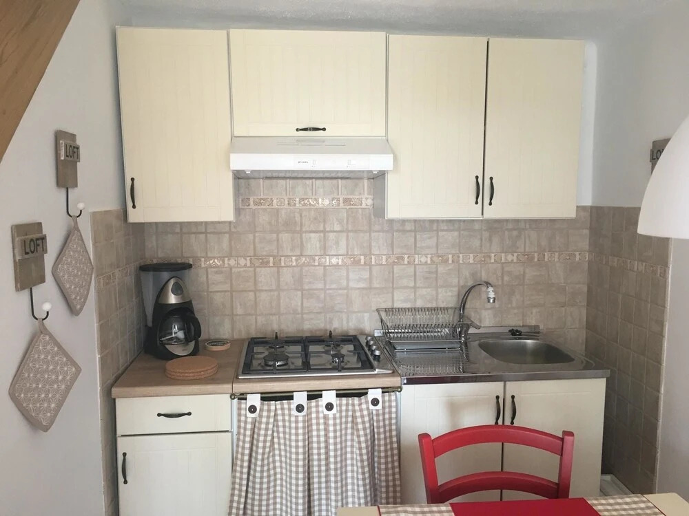 House With 2 Bedrooms in Otok Cres, With Enclosed Garden and Wifi - 50