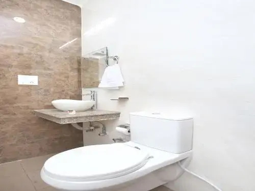 Hotel Redstone by OYO Rooms