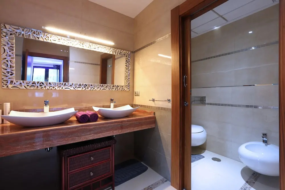 DREAM VILLA IN ALBIR BLUELINE