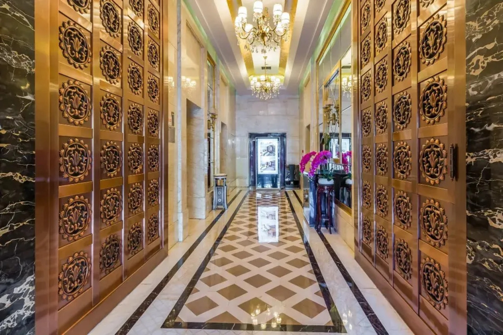 Beijing Jizhong Taurus Hotel