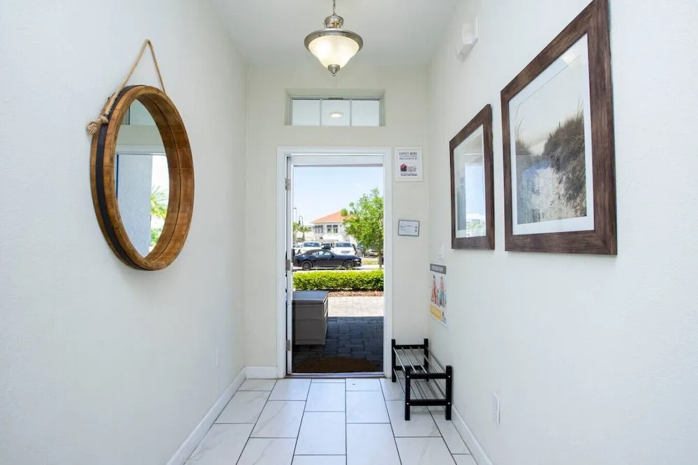 Modern 5BR Oasis Near Disney - Pvt Pool - 4712sl