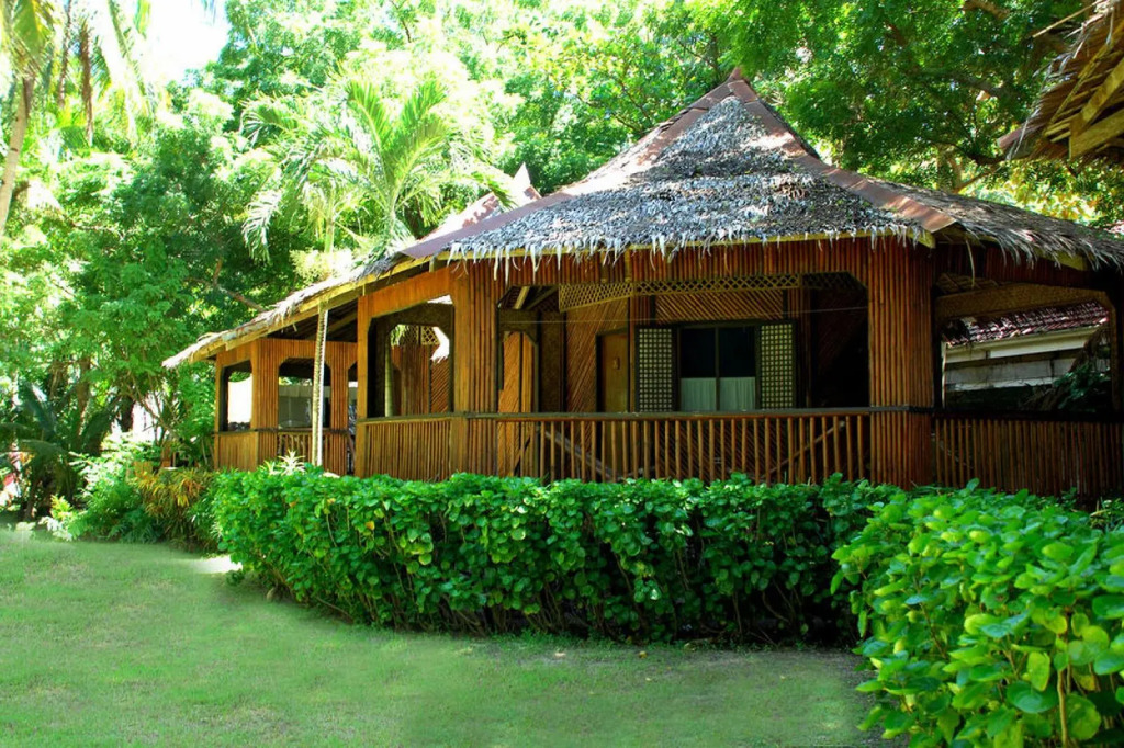 Bamboo Beach Resort & Restaurant
