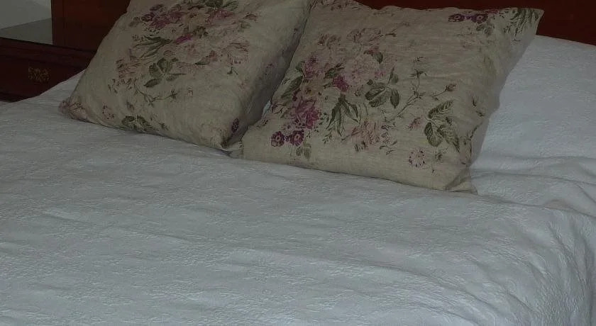 Chequers Hotel
