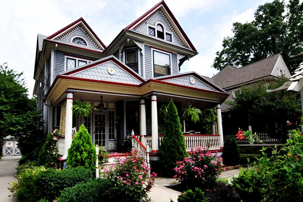 The Inn on Holly