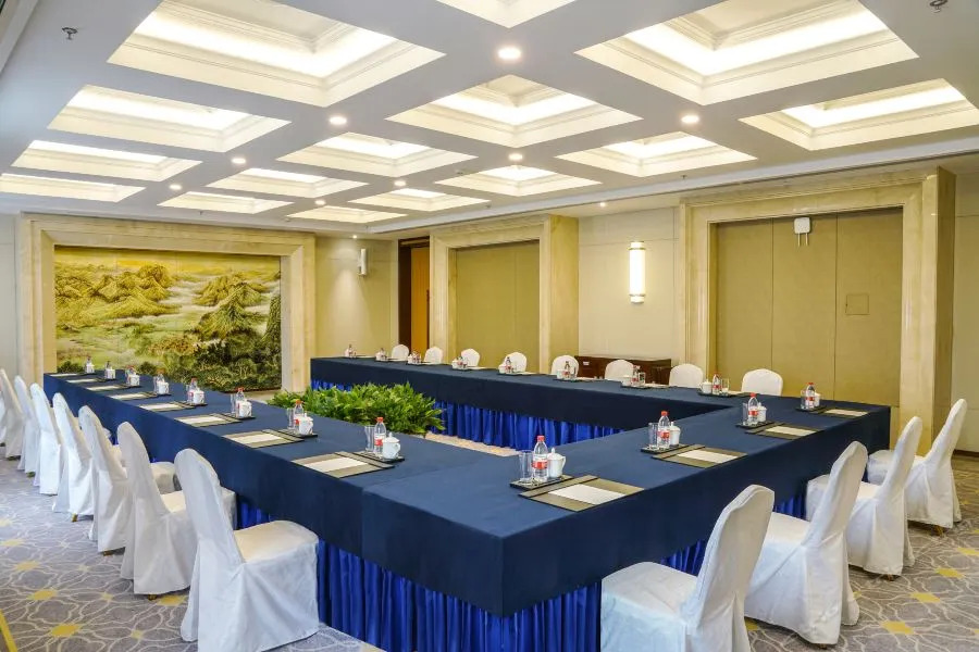 Qingshan Hotel Baotou（Yingbin Building）
