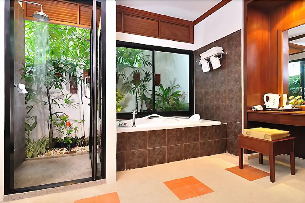 The Kib Kho Khao Island Beach Resort & Spa