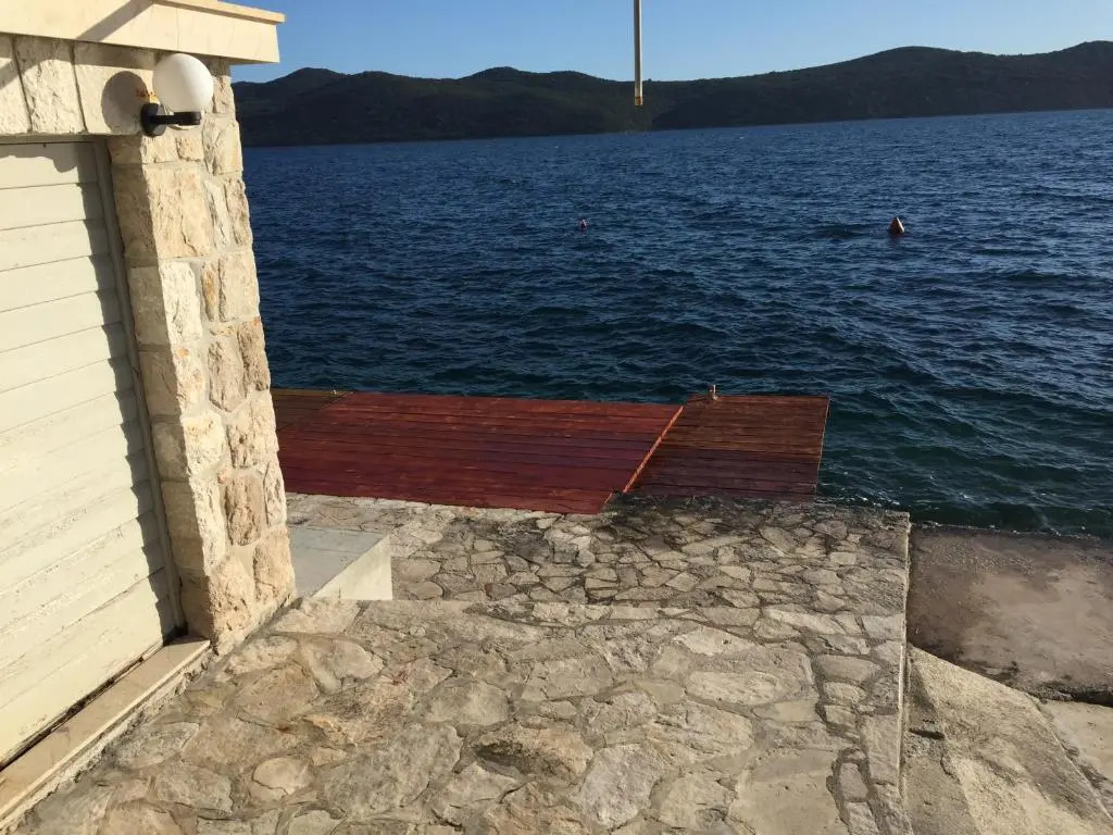 3 Bedroom Beach House with private sea access