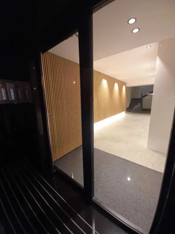 Meridian Rooms