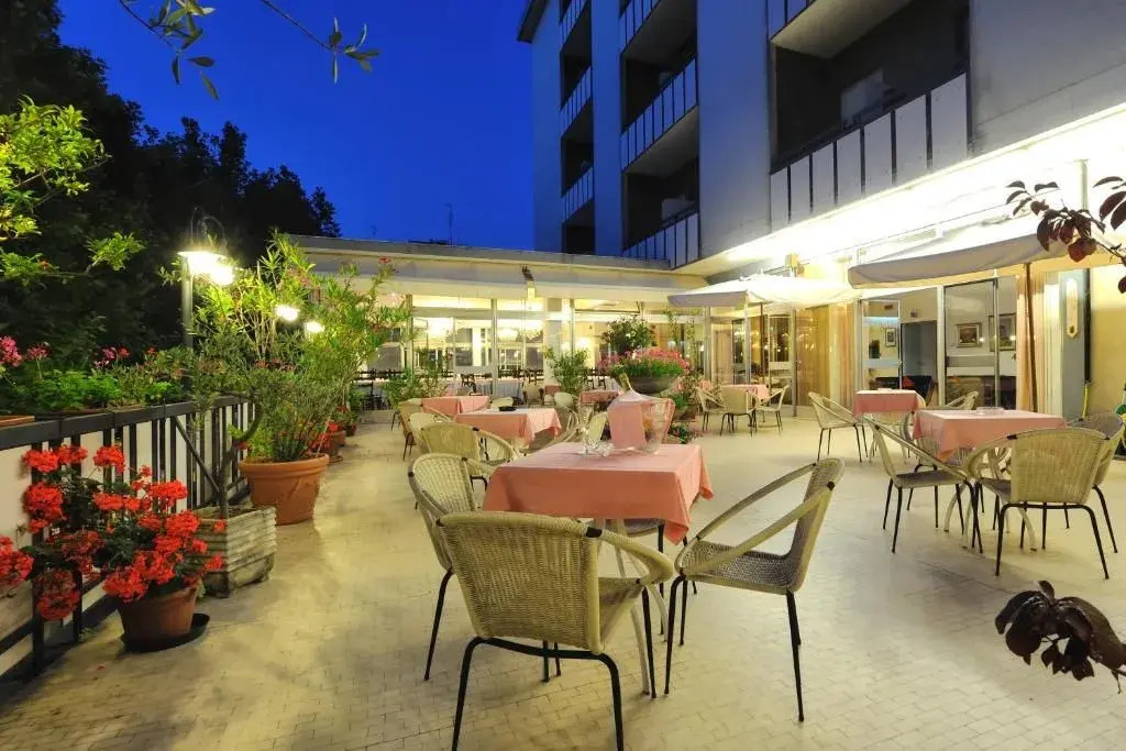 Hotel Miramare et de la ville