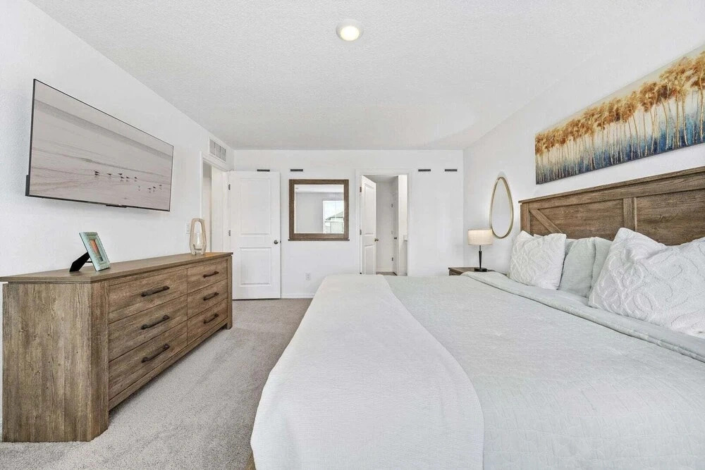 Lovely Townhome Sleeps 8
