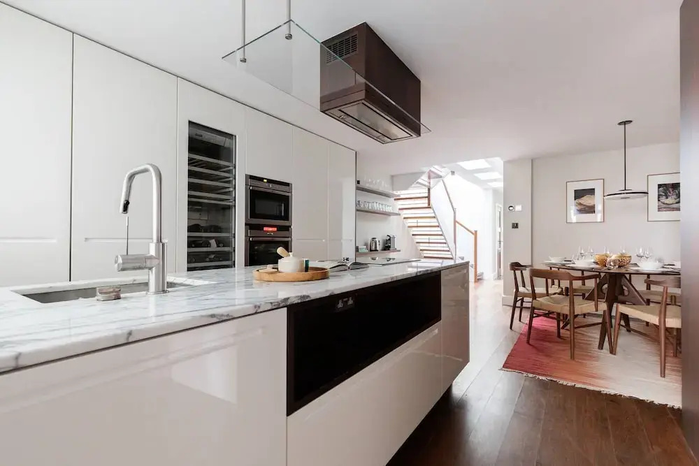 Hans Place II by Onefinestay