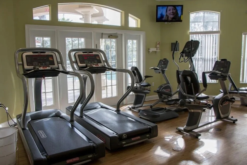 Exclusive 7 Bedroom Pool In Resort Community Condo