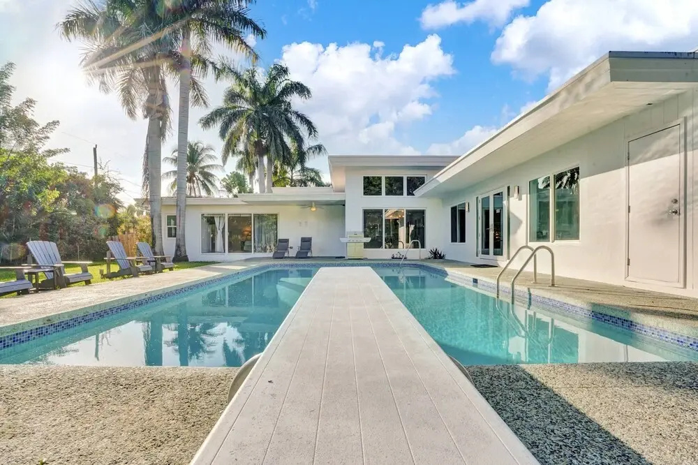 Gorgeous 5BR Home with Heated Pool