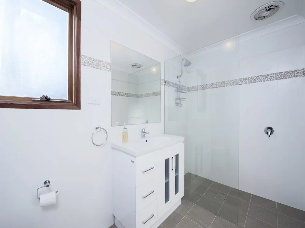 Barefoot Beach House 24 Essendene Road