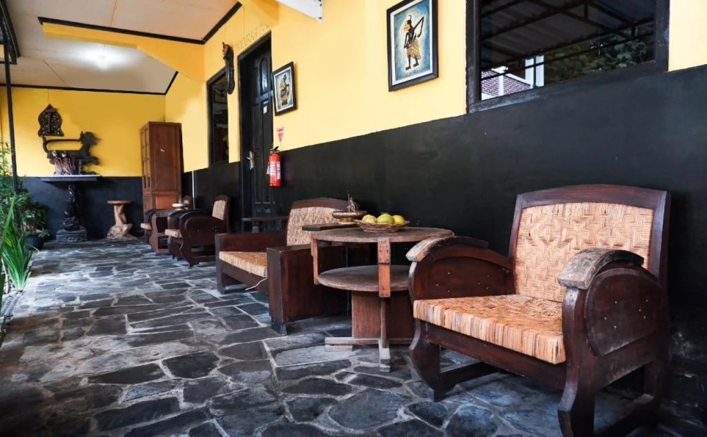 OYO 598 Udan Mas Guesthouse & Gallery