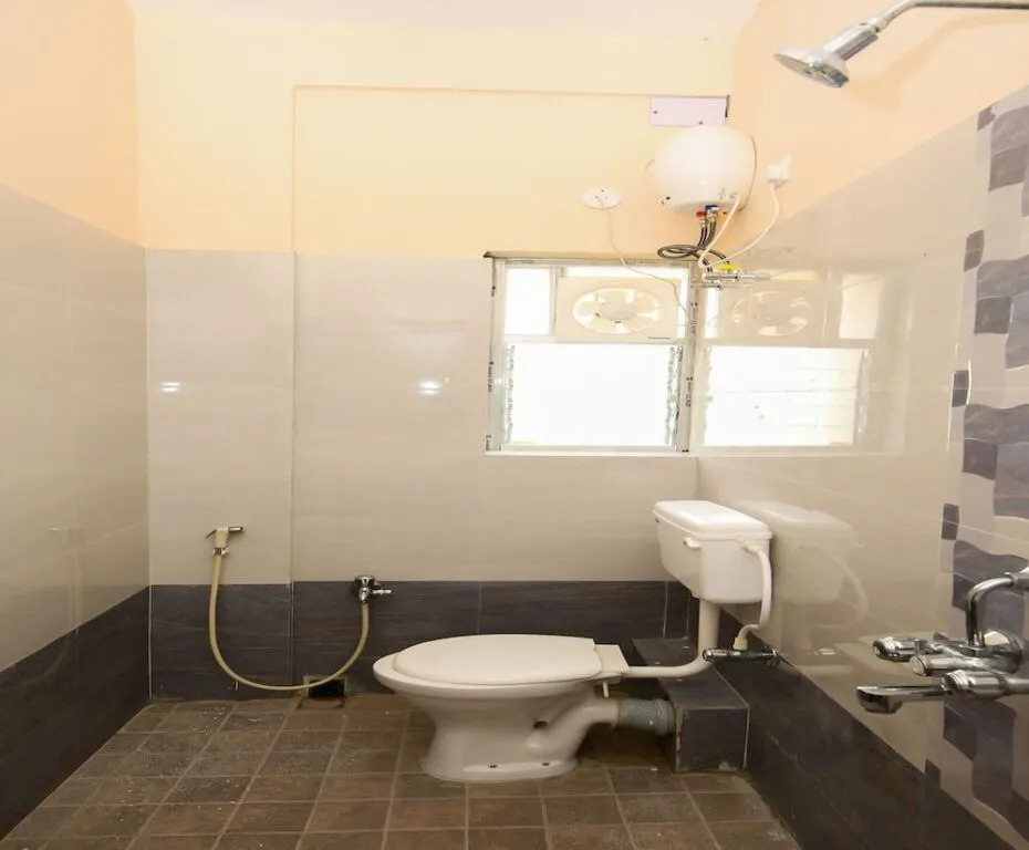 Hotel Buttercouch by OYO Rooms