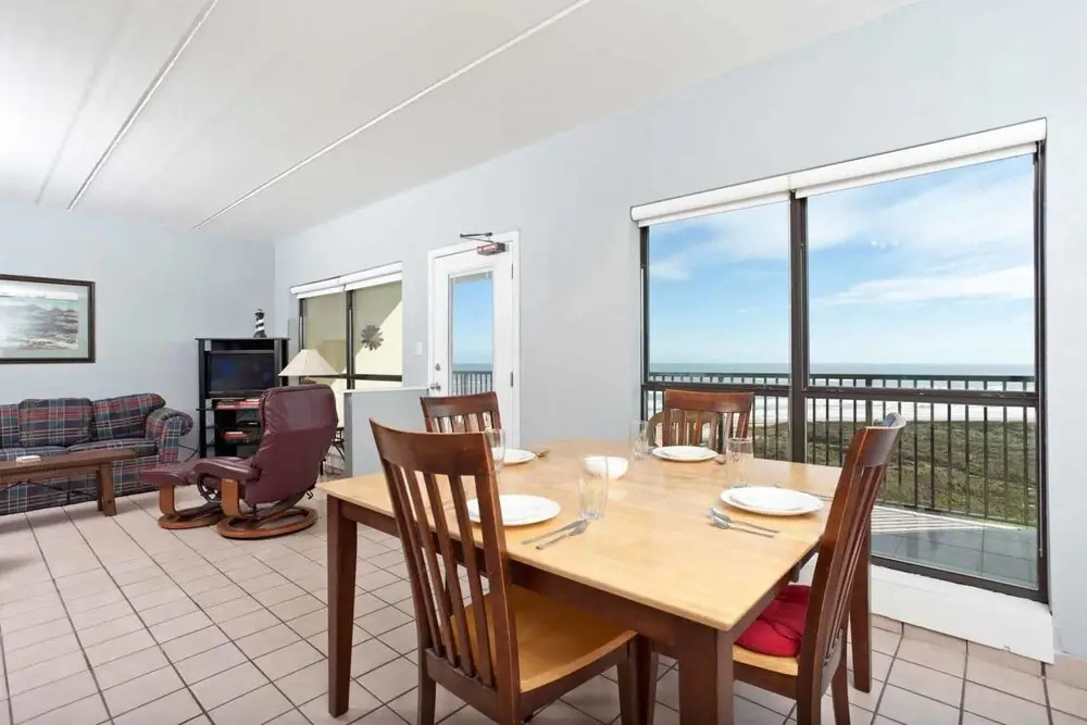 Saida I Condominium 602