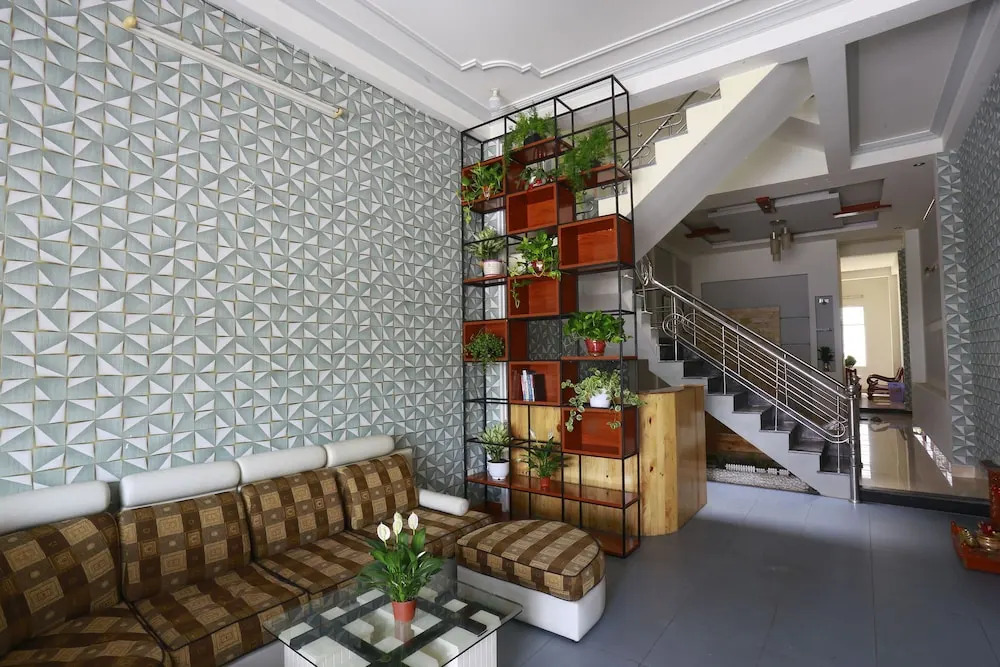 Santi Homestay DaNang