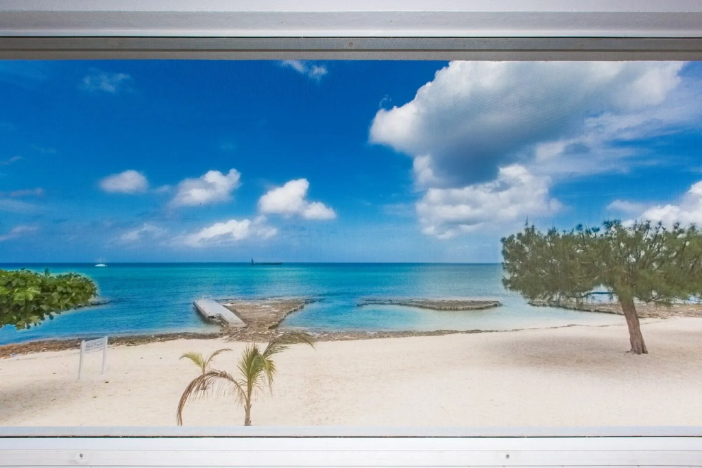 The Grandview Condos on Seven Mile Beach
