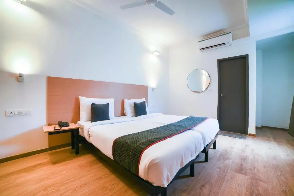 OYO Townhouse 142 Vadapalani