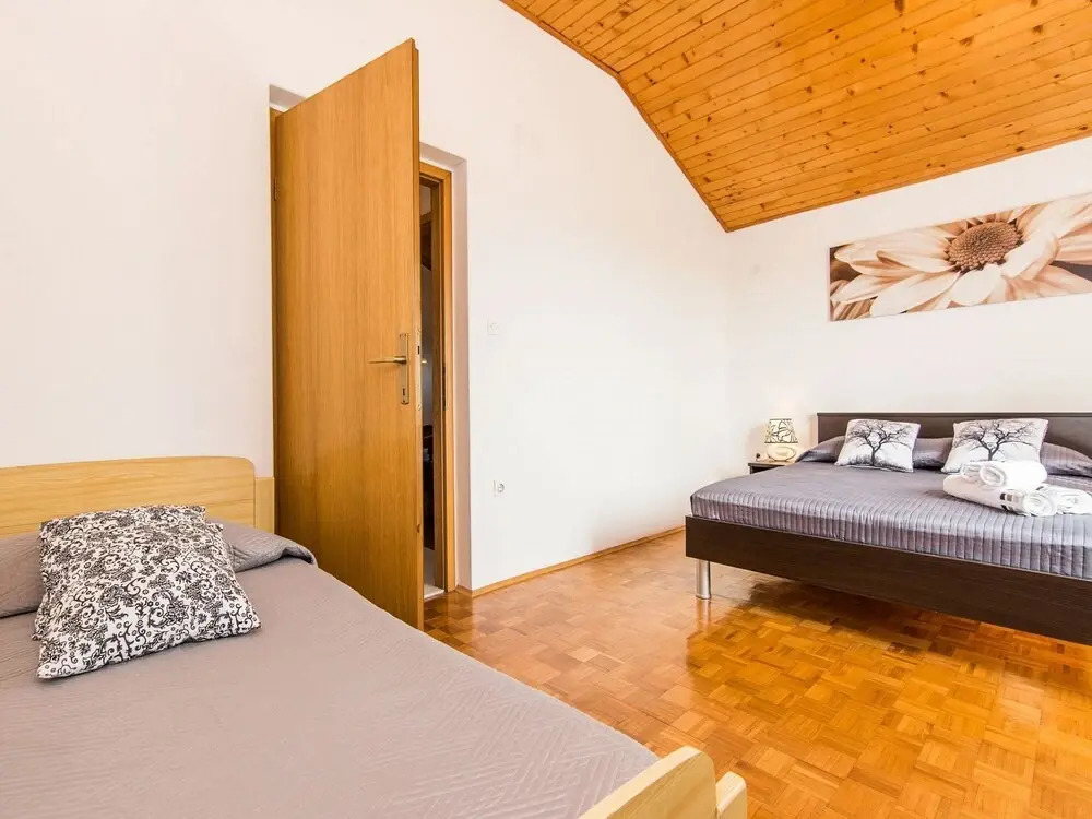 Mima - 150 m From the Beach - A3
