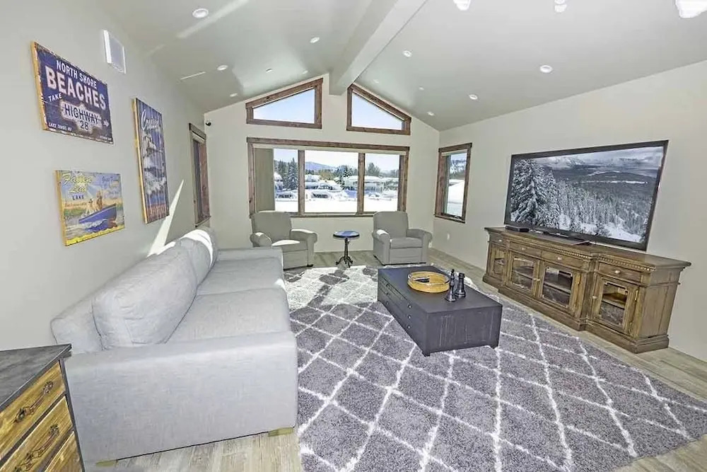 296 Beach Drive 7 Bedroom Home