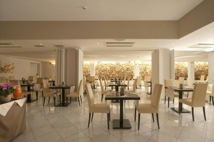 Hotel Sanmarti