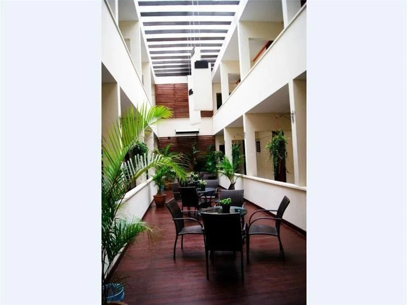 New Regent Hotel & Restaurant