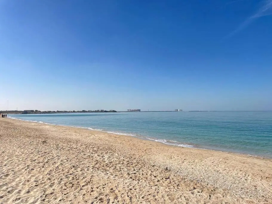 One Bedroom Sea View Holiday Home by the beach.