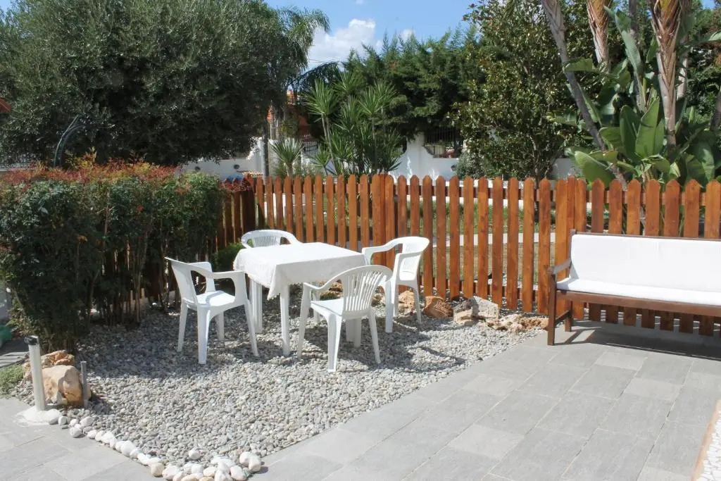 L'albero Dei Limoni B&B