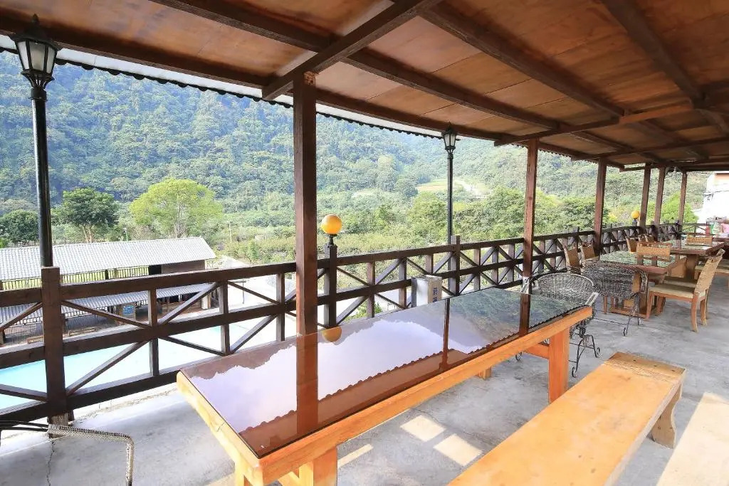 Yotai Spring Guest House