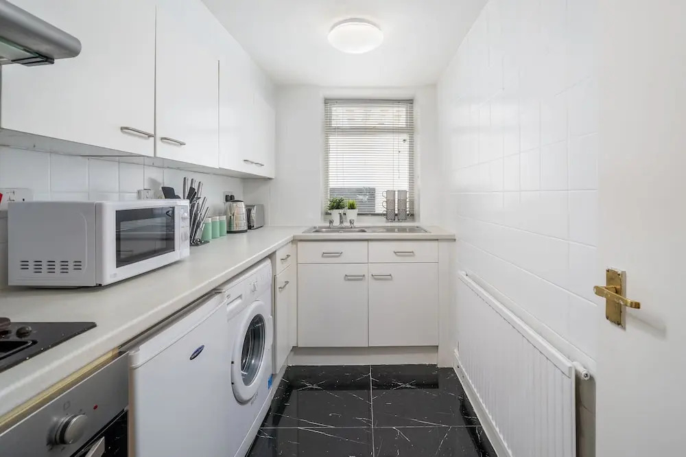 Russell Sq Suite 2 Bed Apartment
