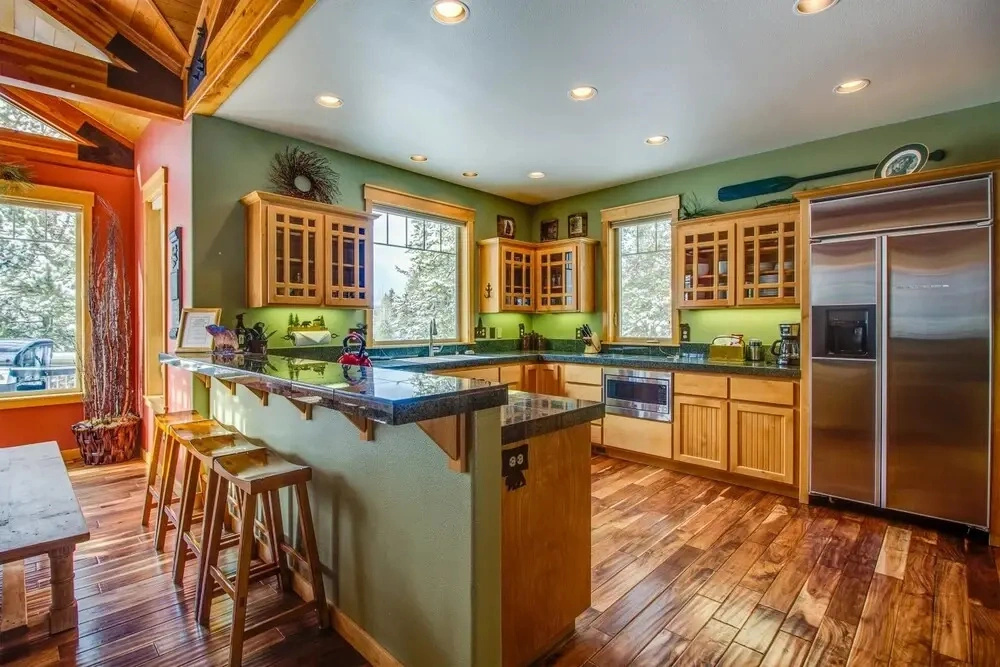 Red Cedar 35