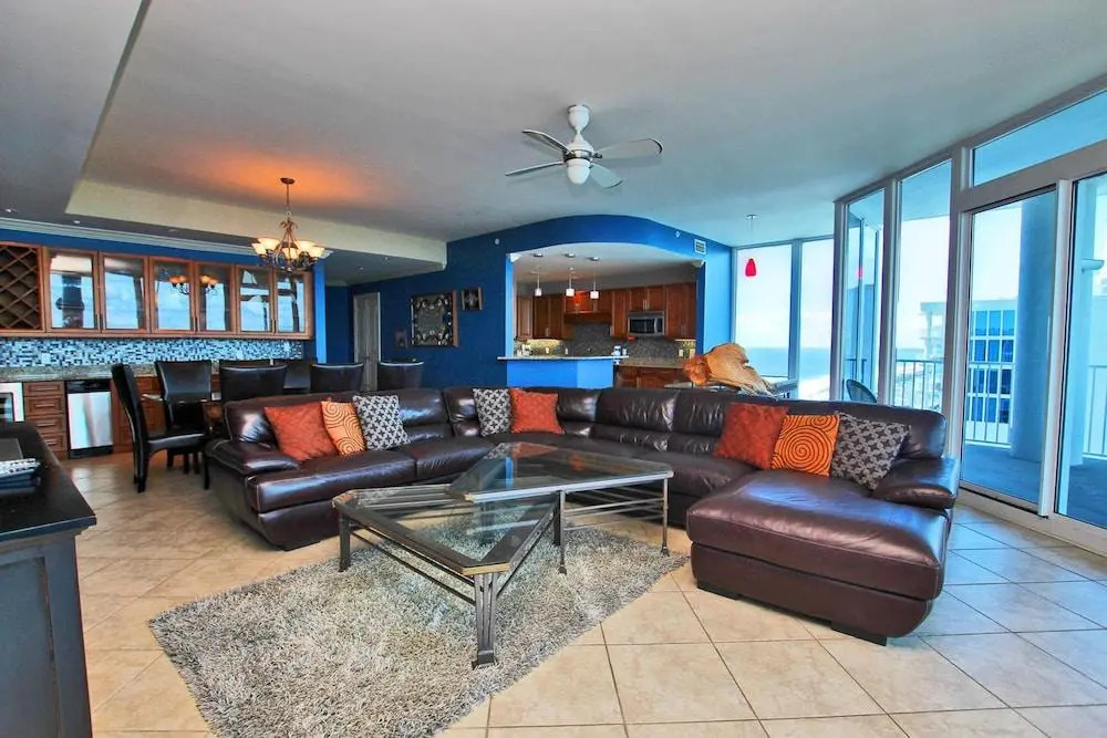 Bel Sole Penthouse 1801