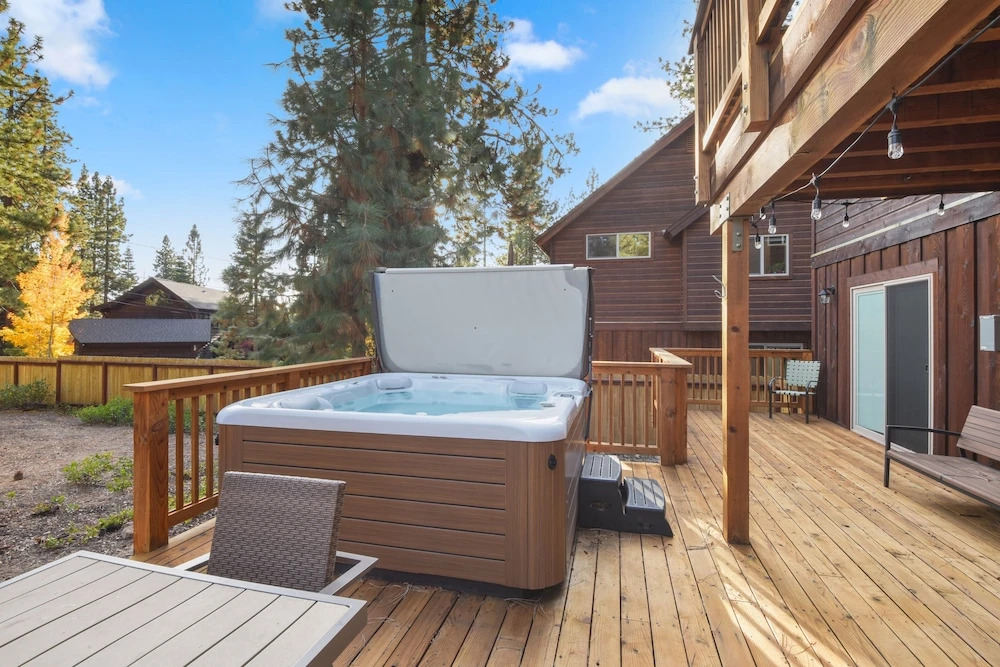 Pine Haven w/ Hot Tub, Walk to Beach - Near Skiing home